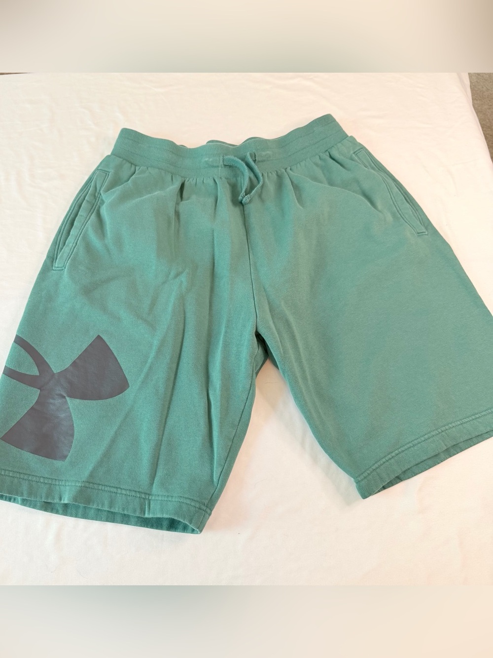 Under Armour Fleece Shorts Green Logo Athletic Size Large